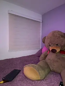 Sammy pink online show from December 3, 11:36 pm