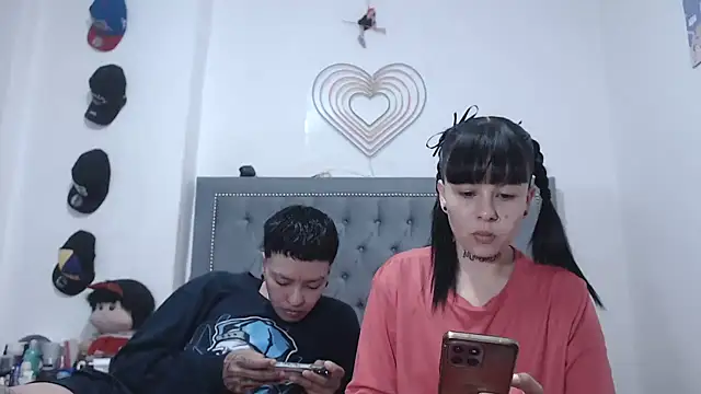 dulce maria x online show from February 21, 4:02 am