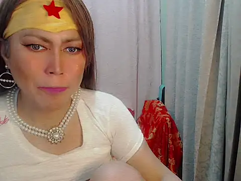Snapshot of shanecummer chatting on July 11, 12:35 am shanecummer online show from July 11, 12:35 am