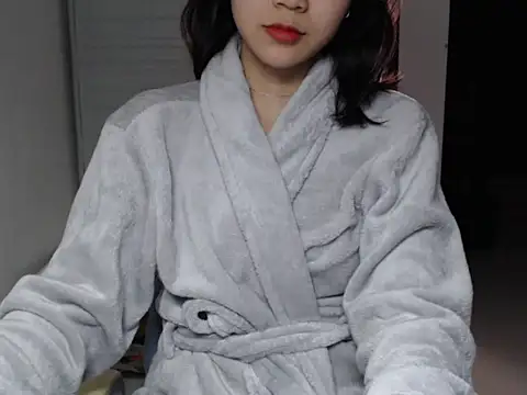 Snapshot of Bigg_Pussyy_Catt chatting on January 17, 6:04 am Bigg Pussyy Catt online show from January 17, 6:04 am