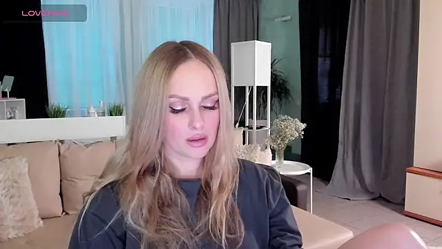 Libby Nora online show from January 31, 12:51 pm