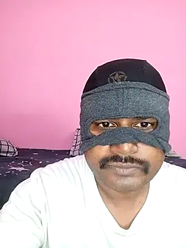 INDIANDESIMATURE online show from March 23, 8:40 am