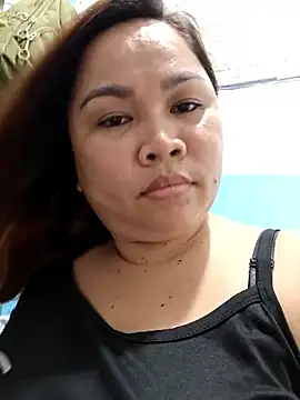 Snapshot of XXLorie_02 chatting on June 14, 7:54 am XXLorie 02 online show from June 14, 7:54 am