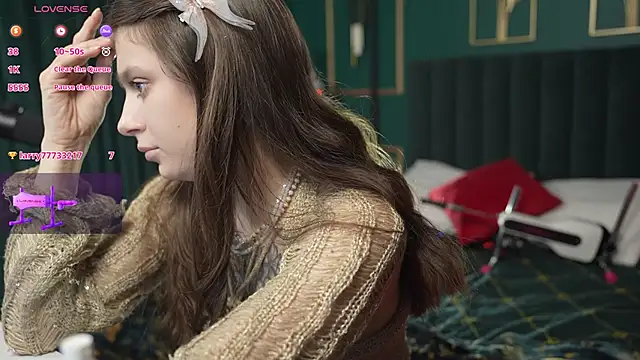 Eille Elfie online show from January 16, 5:22 am