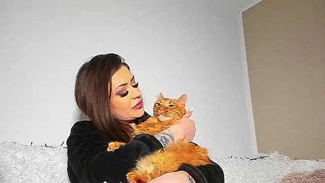 BrianaDiamondXXX online show from March 26, 8:36 pm