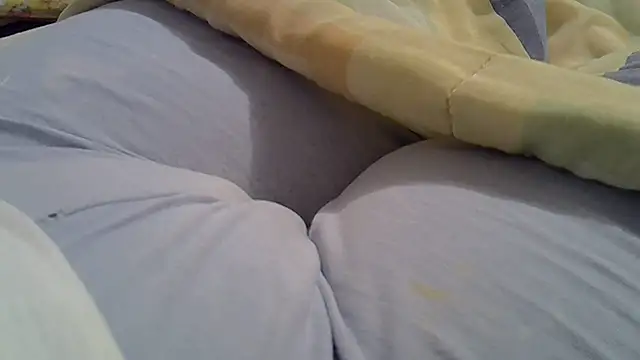 Snapshot of perescam chatting on May 2, 6:57 pm perescam online show from May 2, 6:57 pm
