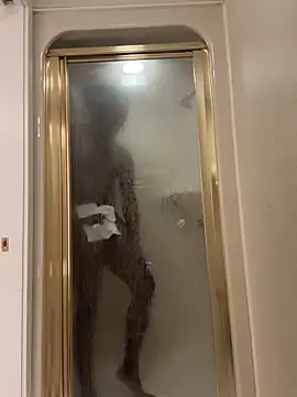 Snapshot of blue5455 chatting on February 28, 5:37 pm blue5455 online show from February 28, 5:37 pm