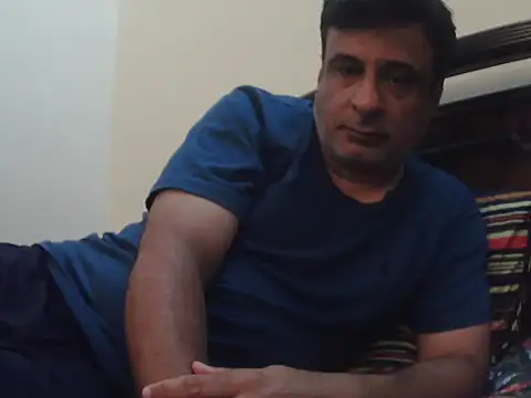 desipapaxxx online show from March 29, 8:09 pm