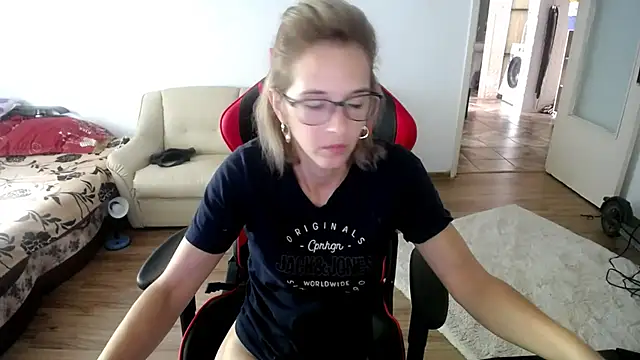 SexxyLety online show from September 11, 8:03 am