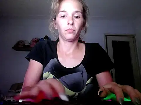 SexxyLety online show from September 13, 7:46 pm