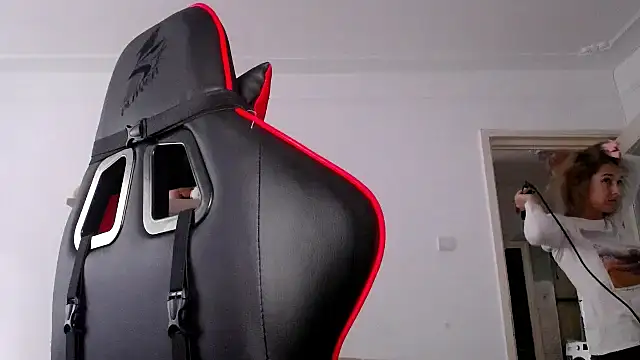 SexxyLety online show from September 18, 6:26 am