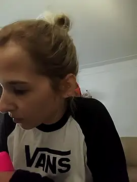 SexxyLety online show from October 14, 9:21 am