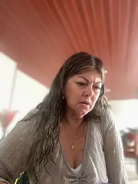 emma tour online show from November 4, 4:50 pm