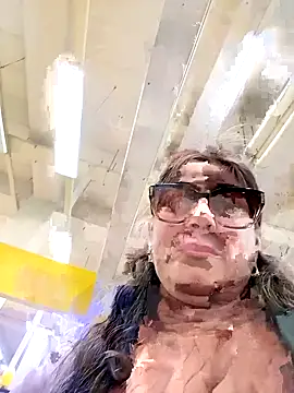 emma tour online show from April 17, 5:27 pm