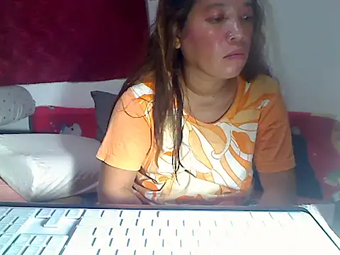 wethornypussy4u online show from February 22, 12:12 am