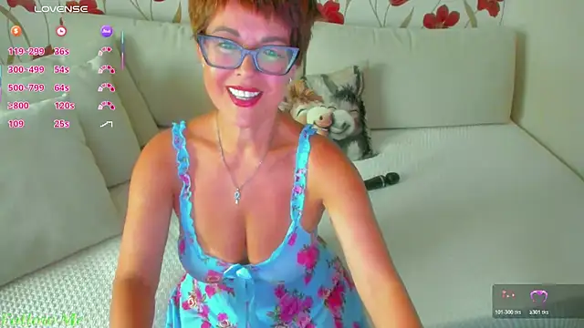 Snapshot of JennAlison chatting on May 15, 2:46 pm JennAlison online show from May 15, 2:46 pm