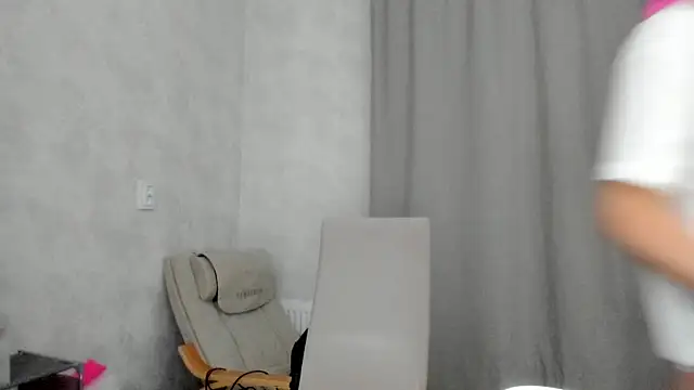 why again me online show from January 18, 6:34 pm