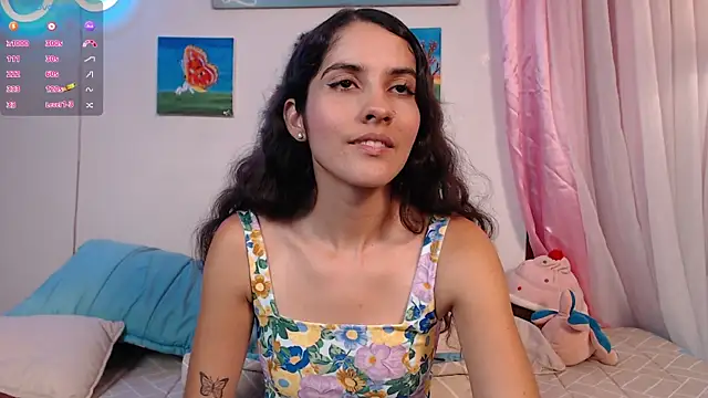 lailypink online show from December 31, 7:18 pm