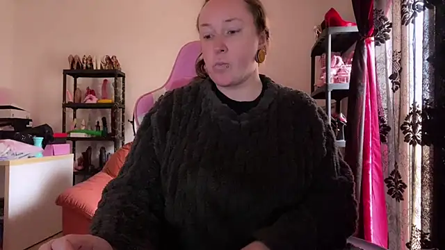 kisicaxx online show from March 15, 10:43 am