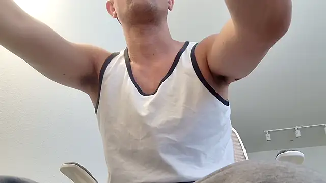 Snapshot of SebastianReiss chatting on May 25, 9:32 pm SebastianReiss online show from May 25, 9:32 pm