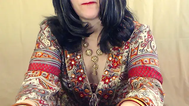 Snapshot of Fun4tipz chatting on February 25, 2:44 pm Fun4tipz online show from February 25, 2:44 pm