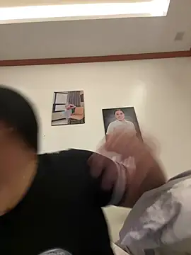 Snapshot of Tightwetholesxx chatting on February 24, 1:03 am Tightwetholesxx online show from February 24, 1:03 am