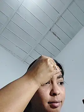 missmelissa  online show from January 9, 11:57 am