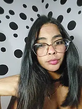 Snapshot of missmelissa_ chatting on May 1, 2:27 am missmelissa online show from May 1, 2:27 am