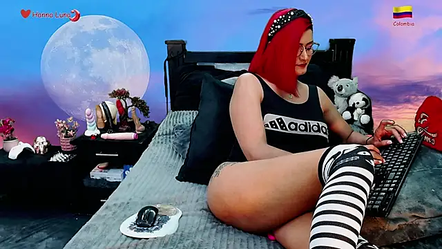 Hanna Luna online show from September 25, 7:23 am