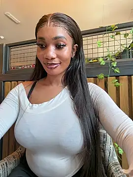 Snapshot of __Nessa__ chatting on June 26, 11:36 am Nessa online show from June 26, 11:36 am