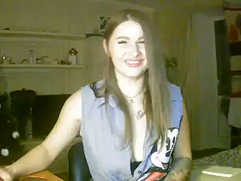 Snapshot of Valerivv chatting on December 17, 10:11 pm Valerivv online show from December 17, 10:11 pm