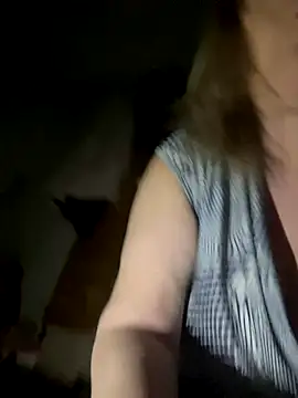 Irina2909xh online show from December 14, 9:08 pm