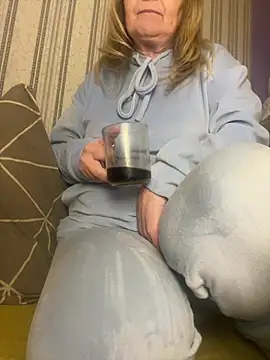 Irina2909xh online show from January 15, 11:08 pm