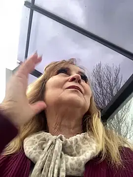 Irina2909xh online show from April 10, 11:26 am