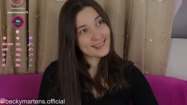 Snapshot of BeckyMartens chatting on May 30, 3:14 am BeckyMartens online show from May 30, 3:14 am