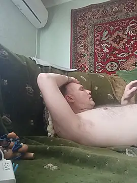 Snapshot of Sam_Colt chatting on June 6, 1:49 pm Sam Colt online show from June 6, 1:49 pm