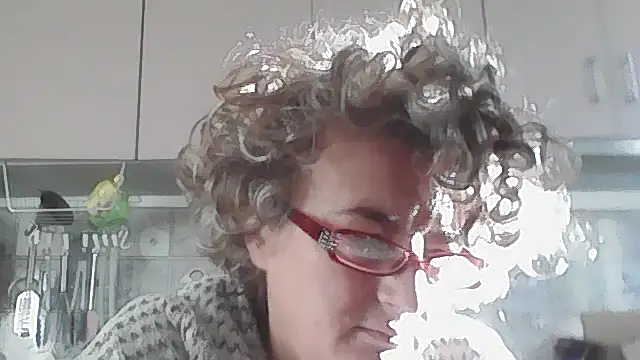 Sunnylarrah online show from September 23, 5:21 am