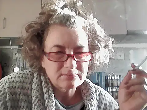 Sunnylarrah online show from September 26, 5:00 am