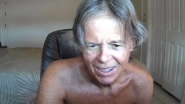 Snapshot of nakeedcowboi65 chatting on July 10, 11:46 am nakeedcowboi65 online show from July 10, 11:46 am