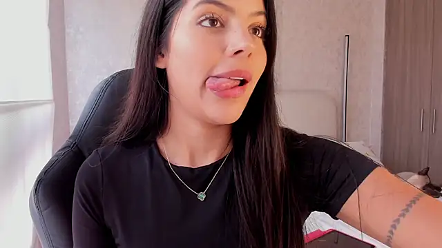 salome  11 online show from February 2, 7:57 pm