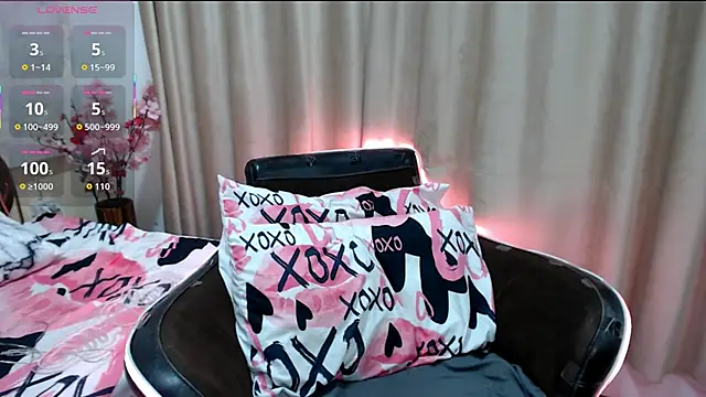 Snapshot of katydoll_ chatting on September 11, 3:12 pm katydoll online show from September 11, 3:12 pm