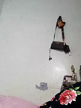 QueenSoreal online show from March 13, 7:28 pm