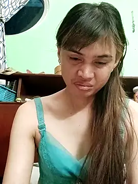 QueenSoreal online show from March 15, 5:08 pm