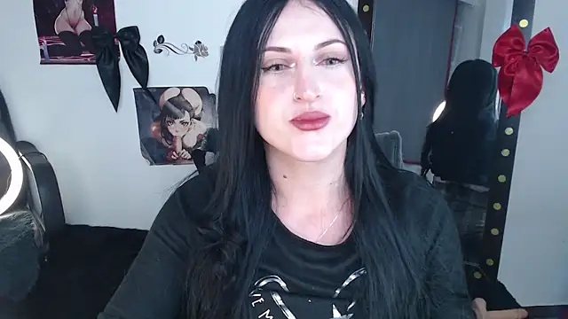 Evelyn Sheeran online show from February 19, 4:19 am