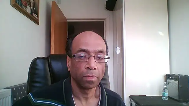 Snapshot of rauncher1 chatting on January 14, 2:43 pm rauncher1 online show from January 14, 2:43 pm