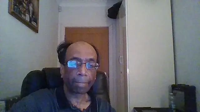 Snapshot of rauncher1 chatting on January 26, 8:14 am rauncher1 online show from January 26, 8:14 am