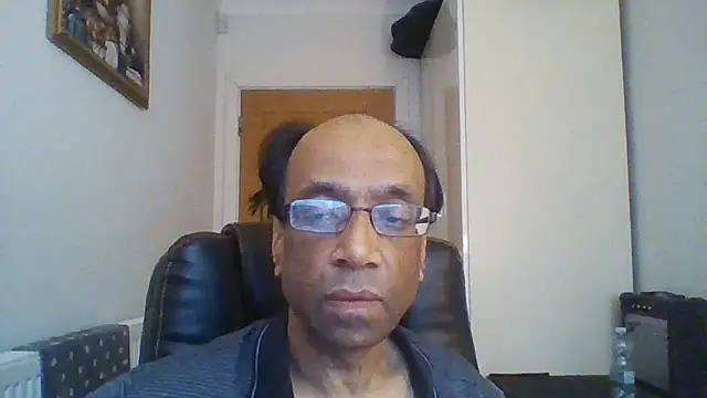 Snapshot of rauncher1 chatting on January 30, 9:57 am rauncher1 online show from January 30, 9:57 am