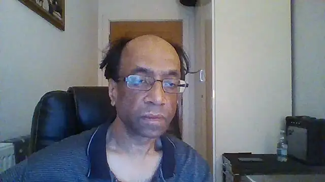 Snapshot of rauncher1 chatting on February 6, 8:50 am rauncher1 online show from February 6, 8:50 am