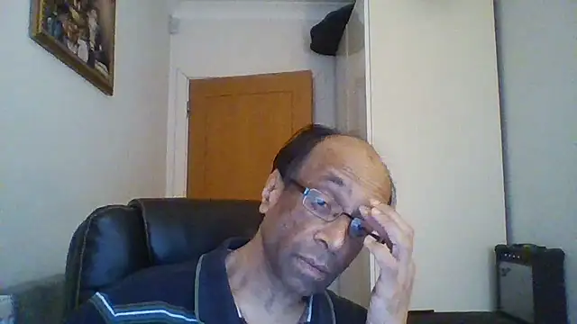 Snapshot of rauncher1 chatting on February 25, 2:44 pm rauncher1 online show from February 25, 2:44 pm