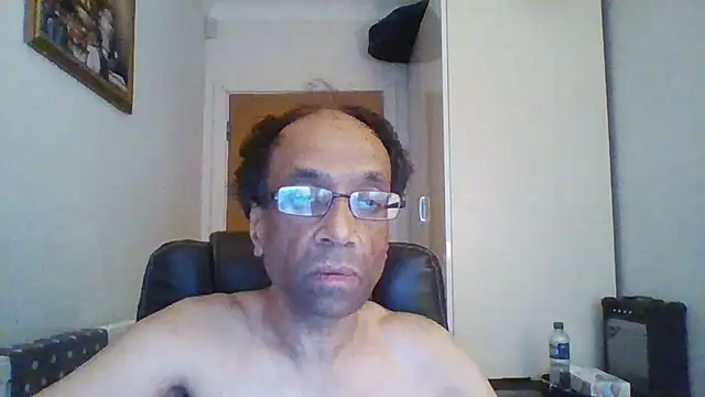 Snapshot of rauncher1 chatting on September 10, 8:03 am rauncher1 online show from September 10, 8:03 am